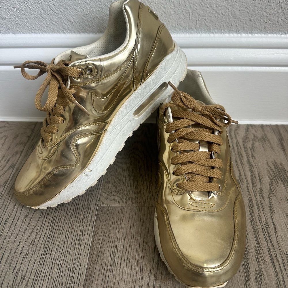 NIKE air max 1 “liquid gold”